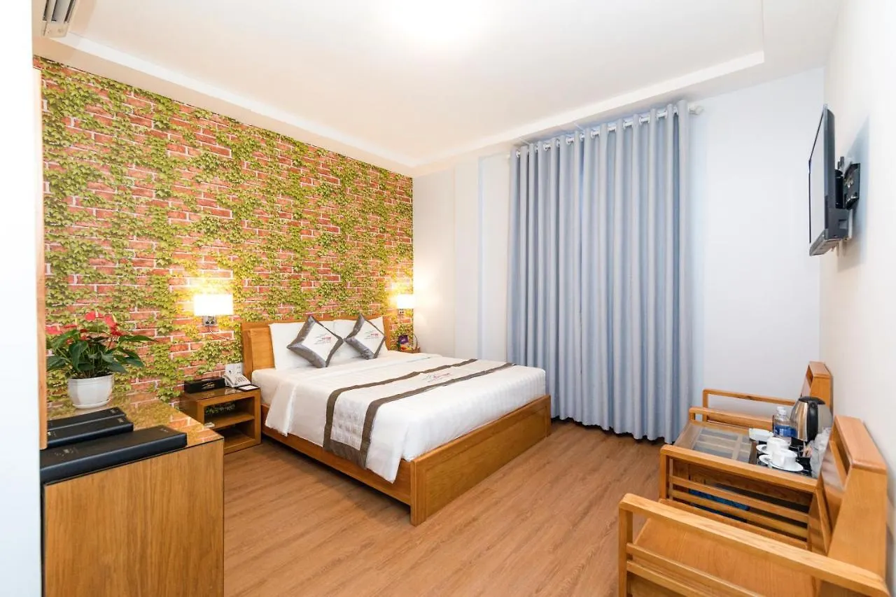 Reddoorz Yen Nam Hotel Hoang Van Thu Ho Chi Minh City
