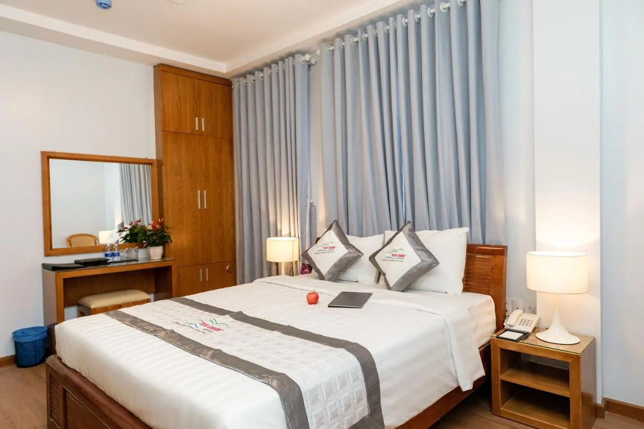 Reddoorz Yen Nam Hotel Hoang Van Thu Ho Chi Minh City Vietnam