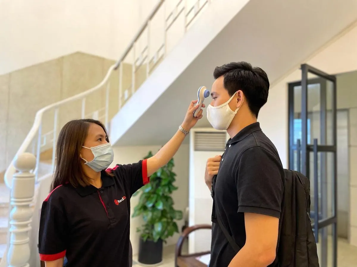 Reddoorz Yen Nam Hotel Hoang Van Thu Ciudad Ho Chi Minh